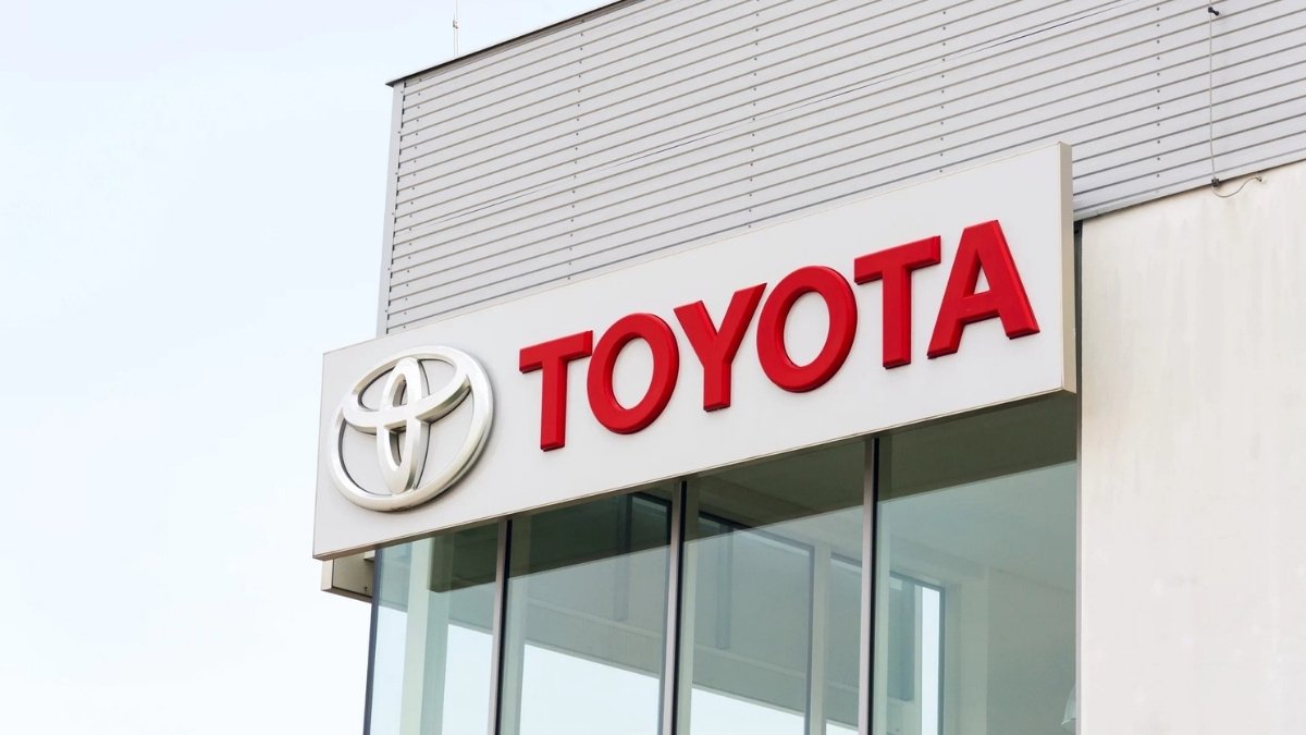 Toyota’s $912 Million Bet